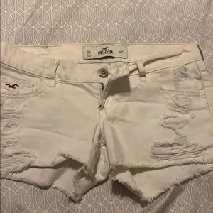 3/$25 HOLLISTER WHITE JEAN SHORTS